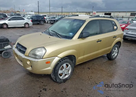 2005 Hyundai Tucson Gl from USA, damaged, VIN KM8JM12B95U075028
